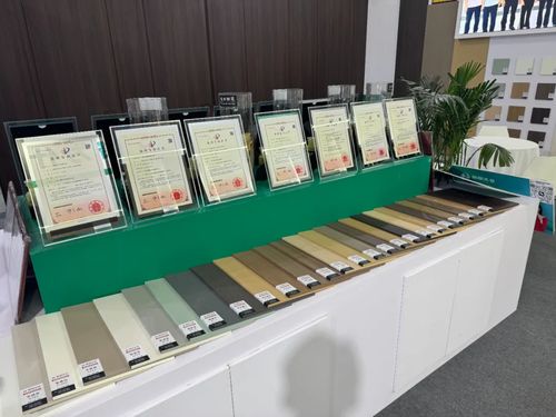 2025中国成都建博会 鲁丽木业携手五大经销商共展风采